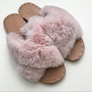 F21 Faux Fur Slides